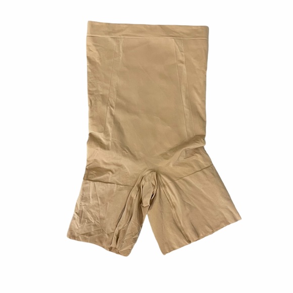 Spanx High-Waisted Mid-Thigh Short Nude IX - Picture 2 of 7